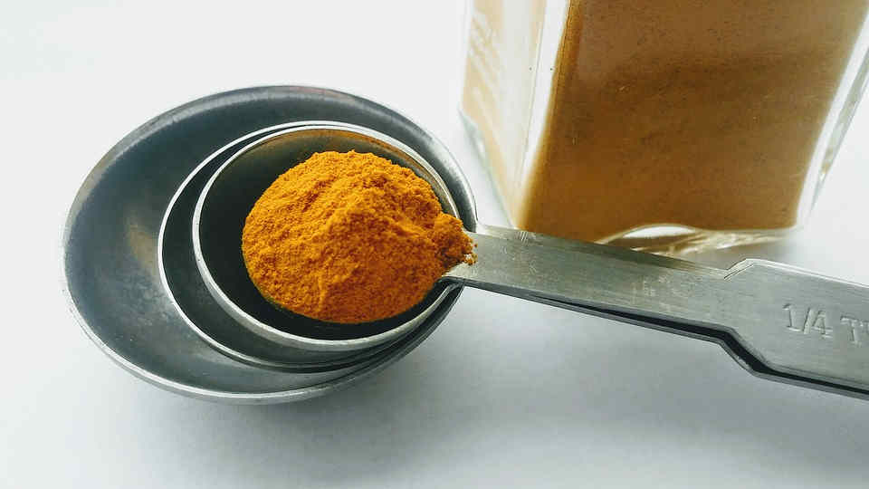 You can find sore throat relief from drinking turmeric tea easily made from the comfort of your home