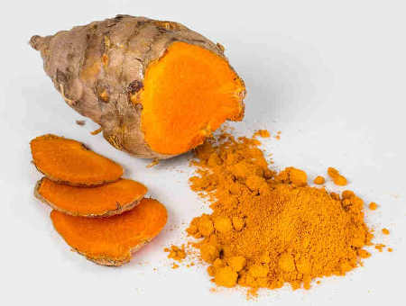 Turmeric has anti-inflammatory, antibacterial and antiviral properties. Hence, beneficial for several health conditions including cough.