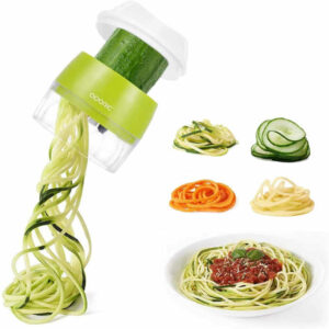 Creates a fun and healthy meals, adding colors to dishes with strands of vegetables and fruits.