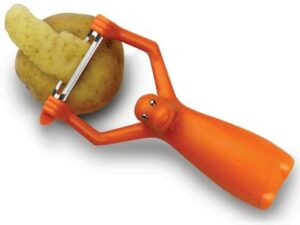 Fun and functional fruit and vegetable peeler. The stainless steel blade swivel to follow curved surfaces. Textured body forms a non-slip and easy-grip handle.